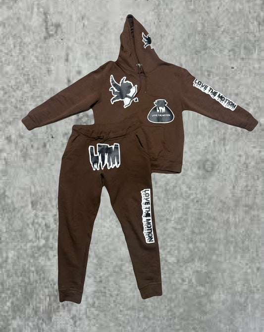Love The Motion Tracksuit🐻